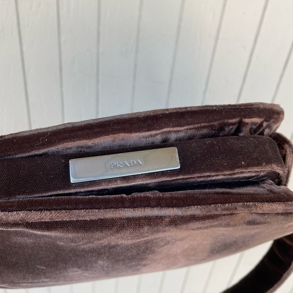 Vintage 2000’s Prada Velvet Bag - Picture 2 of 11